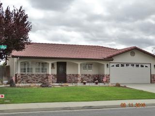 10201 Atakapa Ave, Bakersfield, CA 93312-5309