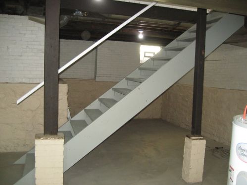 2910 4th Ave, Beaver Falls PA  15010-3604 exterior