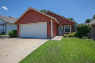 2102 57th St, Tulsa, OK 74107-8425