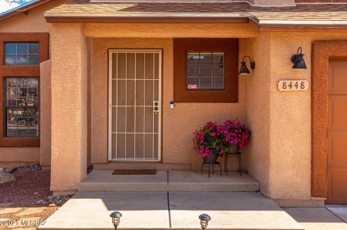 8448 Winchester Creek Dr, Tucson, AZ 85742-4850