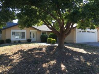 788 Harvey Way, Sacramento, CA 95831-4727