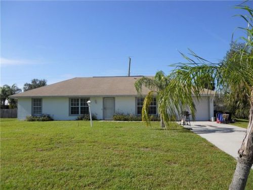 9870 Primrose Dr, Sebastian, FL 32976-3322