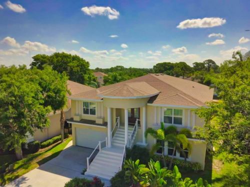1040 Pointe Alexis Dr, Tarpon Springs, FL 34689-7119