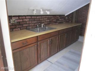 25 William St, Chicopee MA  01020-2433 exterior