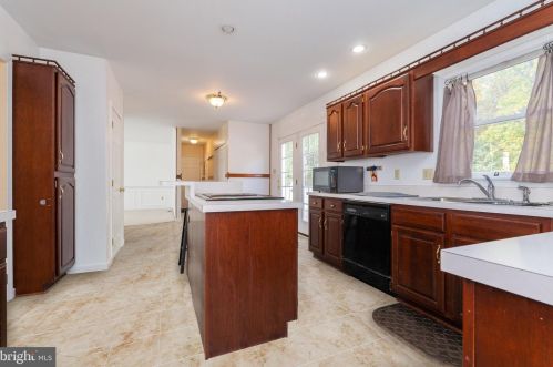 941 Copp Rd, Strasburg VA  22657-3427 exterior