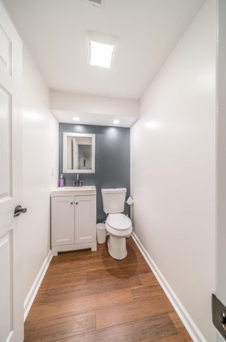 7026 Glade Ln, Florence KY  41042-4304 exterior