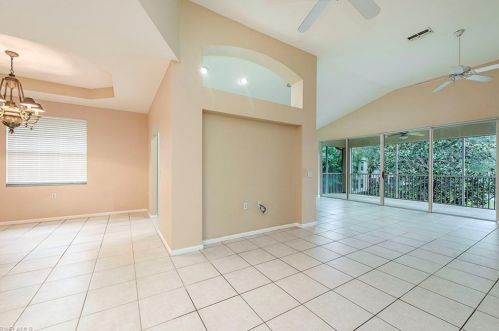 7123 Blue Juniper Ct, Naples, FL 34109-7842