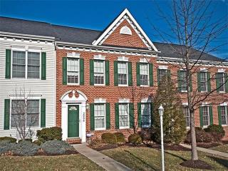 2004 Trillium Ct, Canonsburg, PA 15317-5437