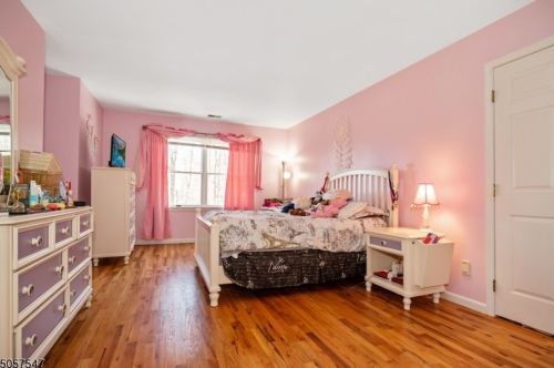 15 Hidden Glen Dr, Sparta NJ  07871-3843 exterior