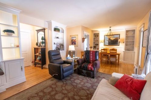 13809 Cornuta Ave, Bellflower CA 90706-4812 exterior