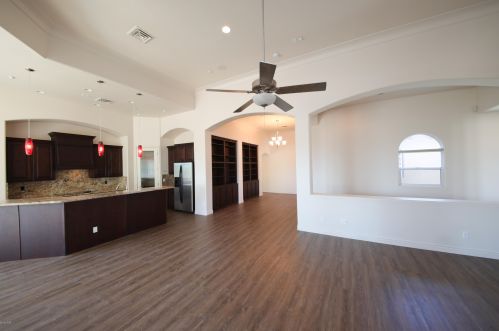 5021 Circula De Hacienda, Lake Havasu City AZ  86406-4485 exterior