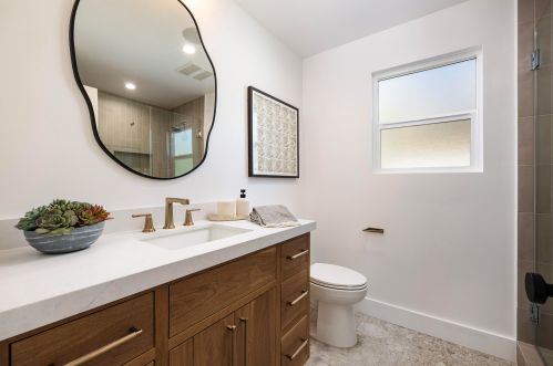 627 Dolores Dr, Santa Barbara CA  93109-1608 exterior