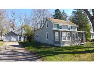 523 Royalton St, Waupaca WI  54981-1863 exterior