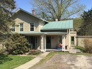 5012 State Route 706, Montrose, PA 18801-6943