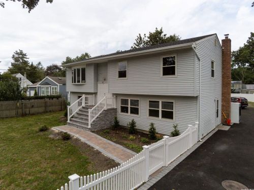 161 19th St, Huntington Station, NY 11746-2117