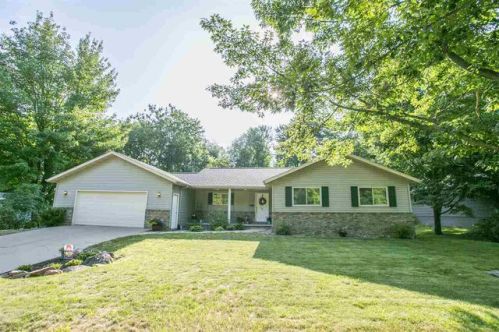 610 Leon St, Weston, WI 54474-1639