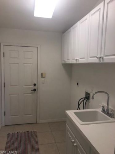 904 Belville Blvd, Naples FL  34104-6566 exterior