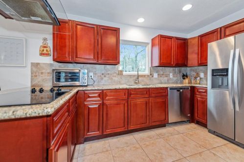 350 Cumberland Trl, Conroe TX 77302-1089 exterior