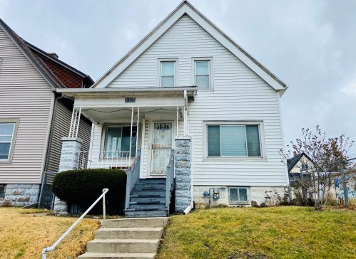 3365 Holton St, Milwaukee, WI 53212-1651