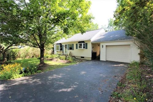 4142 Jordan Rd, Skaneateles, NY 13152-9442