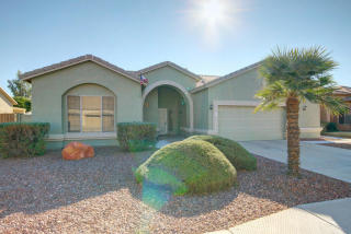 223 Smoke Tree Rd, Gilbert, AZ 85233-6911