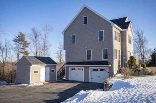 18 Harvest Dr, Derry, NH 03038-4872