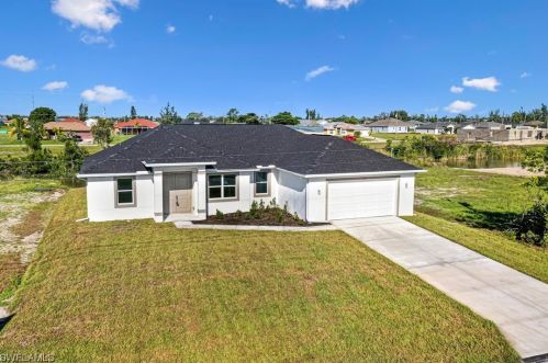 1316 1st Pl, Cape Coral, FL 33990-0603