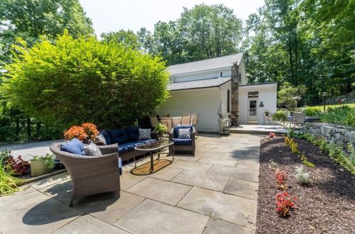 551 Wood Rd, Mahopac NY  10541-3358 exterior