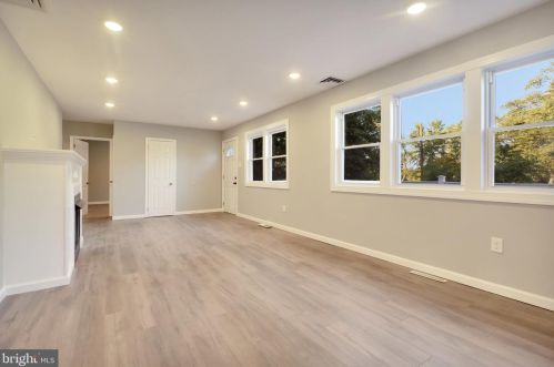 413 49th St, Camden NJ  08110-3910 exterior