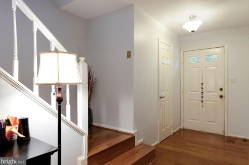 6220 Mockingbird Pond Ter, Springfield, VA 22015-3721