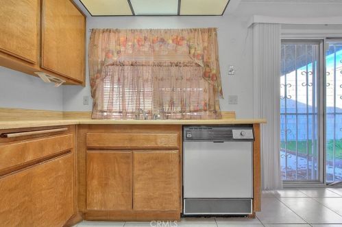 2379 Mountain Woods St, Colton CA  92324-4536 exterior