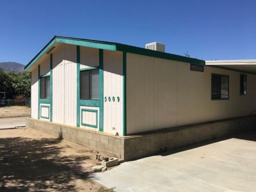 5009 Yokut Ct, Weldon, CA 93283-9724