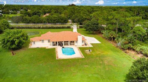 5242 Sunshine Farms Way, Palm City, FL 34990-5691