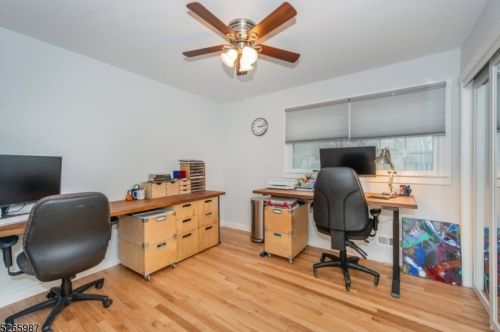 33 Campbell Ln, Berkeley Heights NJ  07922-1801 exterior