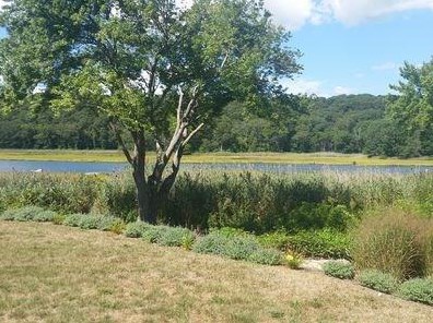 114 Montauk Rd, South Kingstown, RI 02882-2322