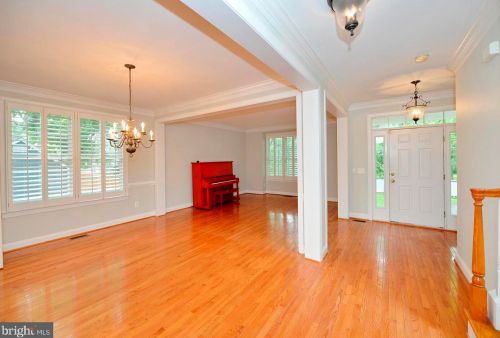 153 Amalfi Ct, Purcellville VA  20132-5816 exterior