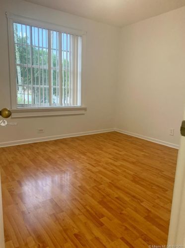 18010 11th Ct, Hollywood FL  33029-4408 exterior