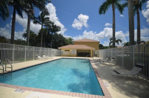 16835 1st Pl, Hollywood FL  33027-1095 exterior