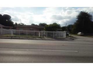 8860 17th Ave, Miami, FL 33147-3660