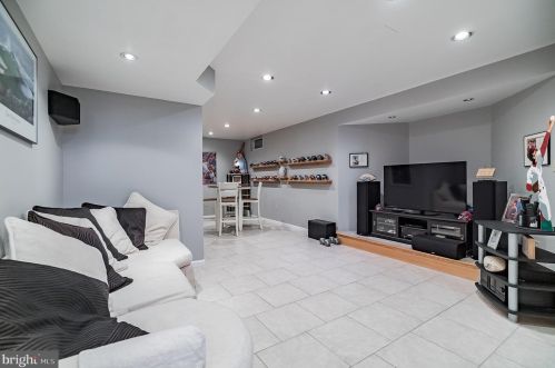 1801 Arbor Ct, Jamison PA  18929-1672 exterior