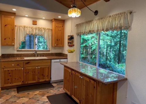 1420 Lakeside Dr, Lompico CA  95018-9649 exterior