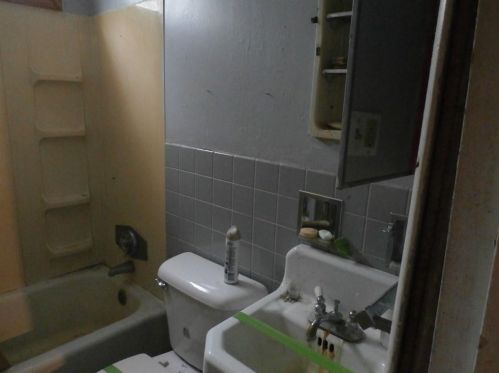 30 Paige Dr, Coventry RI 02816-8931 exterior