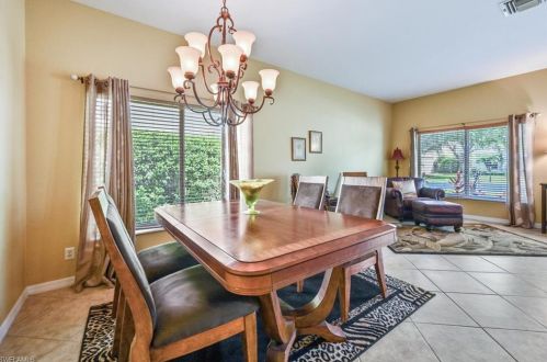 2749 Inlet Cove Ln, Naples, FL 34120-7548