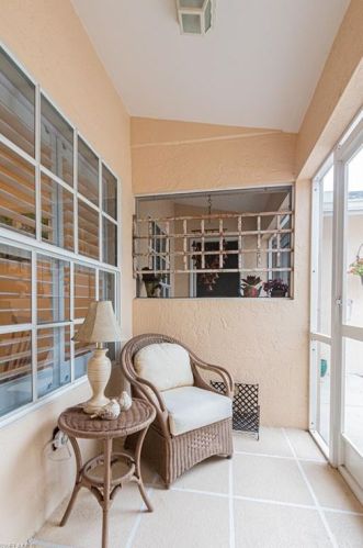 109 Tanglewood Ct, Naples, FL 34113-8913