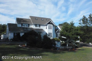 246 Martha Ln, Blakeslee, PA 18610-2044
