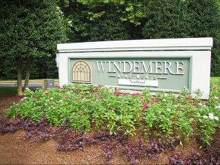 2105 Ravenglass Pl, Raleigh NC  27612-2905 exterior