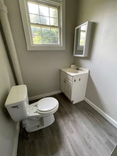 901 Ashland Ave, New Castle PA  16102-1344 exterior