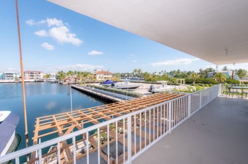 148 Marina Ave, Key Largo FL exterior