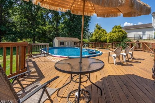 115 Johanna Farms Rd, East Amwell Township NJ  08551-2009 exterior