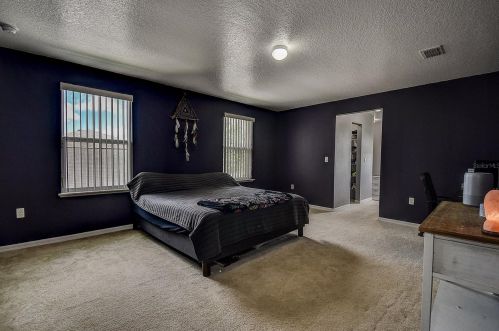 13215 Waterford Castle Dr, Dade City FL  33525-5213 exterior